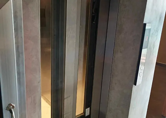 Ramos Hello Hotel
