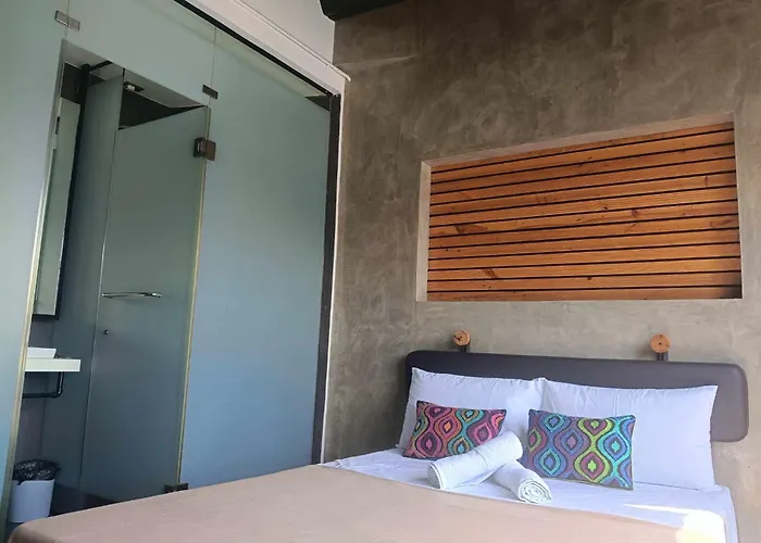 Ramos Hello Hotel